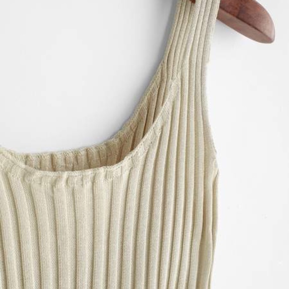 Baby Back Ribbed Tank - Picture 3 of 3